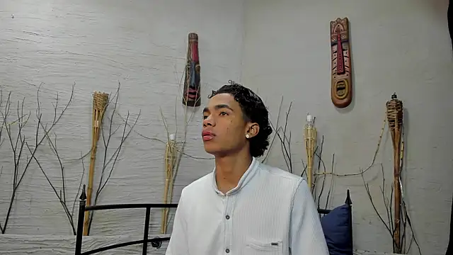 AlanCutee online show from February 3, 11:48 am