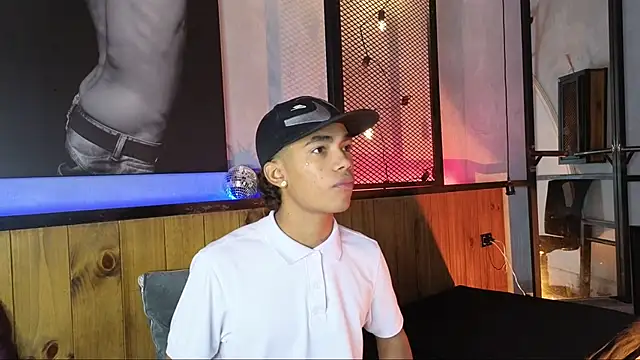 AlanCutee online show from March 12, 11:38 am