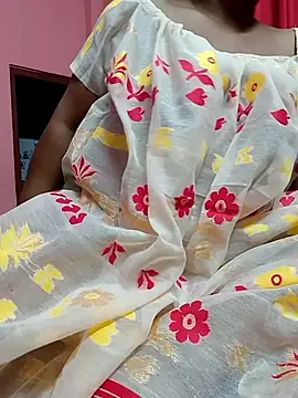 Cute-Swewty online show from April 8, 2:39 pm