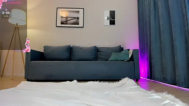 Obaldelaa online show from October 11, 3:21 pm