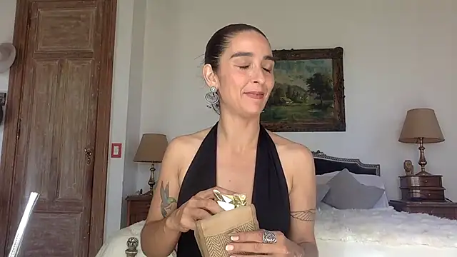 Snapshot of venuslibre chatting on October 4, 1:20 pm venuslibre online show from October 4, 1:20 pm