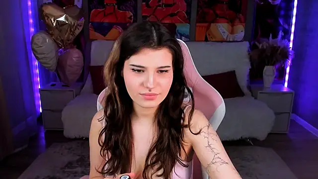 AnoraDark online show from April 4, 4:26 pm