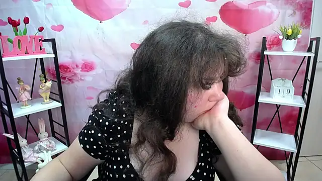 Snapshot of NeonilaLisova chatting on May 19, 11:05 am NeonilaLisova online show from May 19, 11:05 am