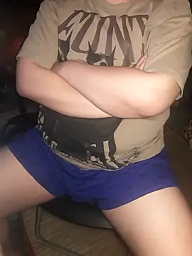 MinhTuan2002 online show from October 4, 9:35 pm