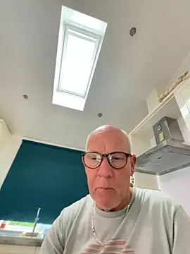 philefc online show from October 29, 11:23 am