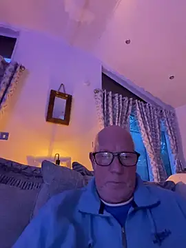 philefc online show from December 21, 4:03 pm