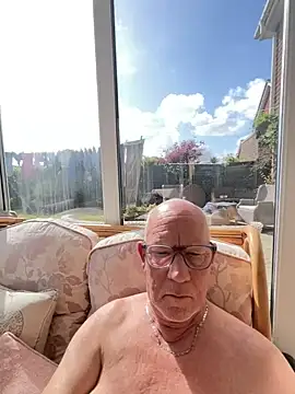 philefc online show from April 12, 2:11 pm