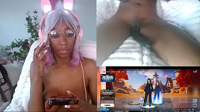 alys at college online show from March 14, 12:10 pm