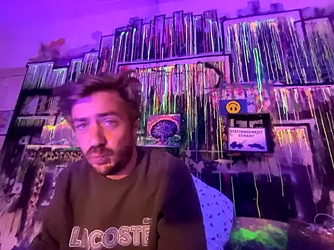 Snapshot of 3615-ULLA chatting on October 24, 5:09 pm 3615-ULLA online show from October 24, 5:09 pm