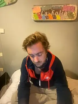 Snapshot of 3615-ULLA chatting on November 22, 8:30 pm 3615-ULLA online show from November 22, 8:30 pm