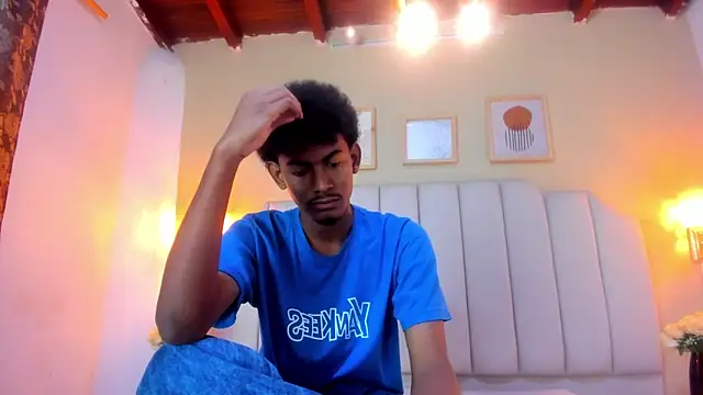 FYKMOR 1 online show from November 29, 8:01 pm