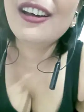 Queen Kushi4 online show from April 2, 4:04 pm