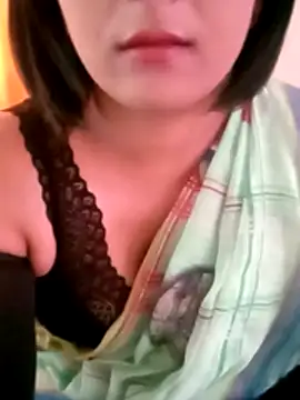 Snapshot of Queen_Kushi4 chatting on July 15, 9:58 am Queen Kushi4 online show from July 15, 9:58 am