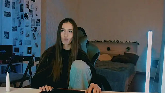 Snapshot of yourrdanceteacher chatting on October 13, 7:25 pm yourrdanceteacher online show from October 13, 7:25 pm