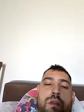 Snapshot of flr196 chatting on October 20, 9:21 am flr196 online show from October 20, 9:21 am