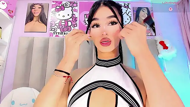 Snapshot of Ariana_Keyss chatting on October 14, 9:43 am Ariana Keyss online show from October 14, 9:43 am