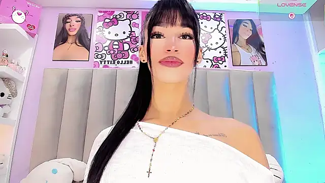 Snapshot of Ariana_Keyss chatting on October 17, 3:20 am Ariana Keyss online show from October 17, 3:20 am