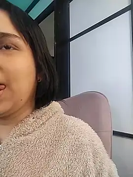 SamaraAnders  online show from February 23, 5:05 am