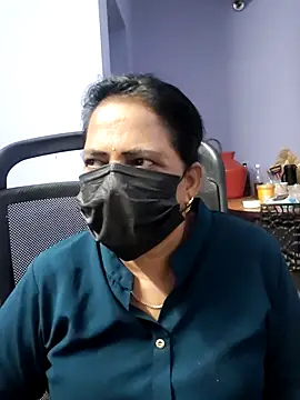 Snapshot of mallu-lover chatting on September 18, 11:12 am mallu-lover online show from September 18, 11:12 am