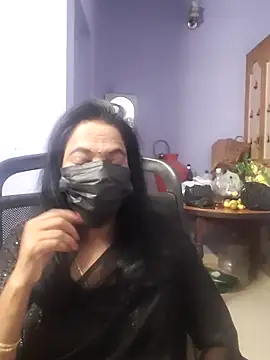 Snapshot of mallu-lover chatting on September 27, 12:04 am mallu-lover online show from September 27, 12:04 am