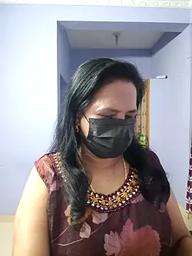 Snapshot of mallu-lover chatting on September 29, 1:11 am mallu-lover online show from September 29, 1:11 am