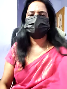 Snapshot of mallu-lover chatting on October 1, 2:28 am mallu-lover online show from October 1, 2:28 am