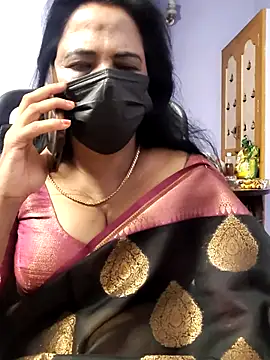 Snapshot of mallu-lover chatting on October 3, 5:04 am mallu-lover online show from October 3, 5:04 am