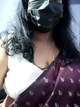 Snapshot of mallu-lover chatting on November 5, 1:27 am mallu-lover online show from November 5, 1:27 am