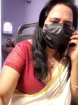 Snapshot of mallu-lover chatting on November 6, 1:56 pm mallu-lover online show from November 6, 1:56 pm