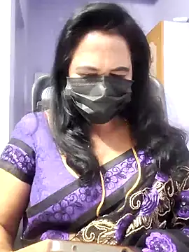 Snapshot of mallu-lover chatting on November 7, 2:00 am mallu-lover online show from November 7, 2:00 am