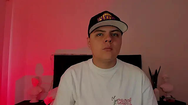 NoahLux online show from September 12, 7:47 pm