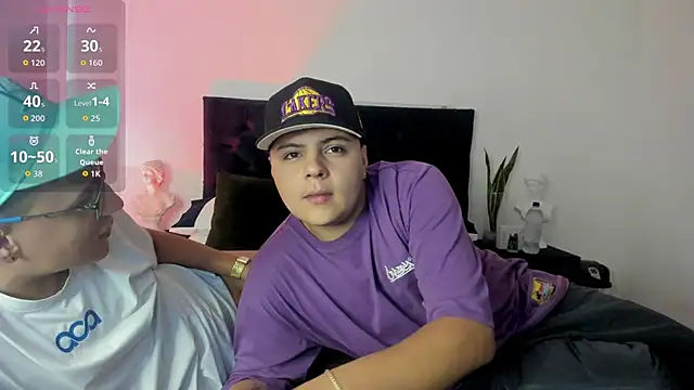 NoahLux online show from October 6, 8:06 pm