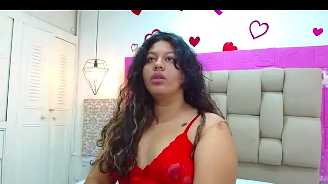 Snapshot of CloeStron chatting on October 10, 12:26 pm CloeStron online show from October 10, 12:26 pm