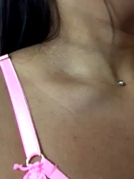 SophiaGuzman online show from October 11, 9:46 pm