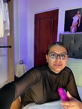 ema zoe online show from March 5, 12:06 am