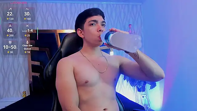 Eryonbradley online show from March 28, 11:26 pm