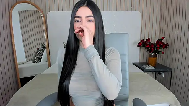 EmelyParker online show from March 28, 9:36 pm