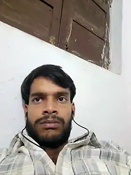 Snapshot of yashuuuu021 chatting on September 18, 5:59 pm yashuuuu021 online show from September 18, 5:59 pm