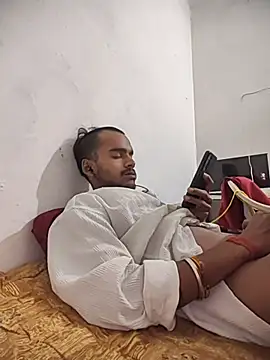 yashuuuu021 online show from April 13, 7:08 pm