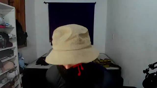 JuanchiT66 online show from November 1, 8:05 am