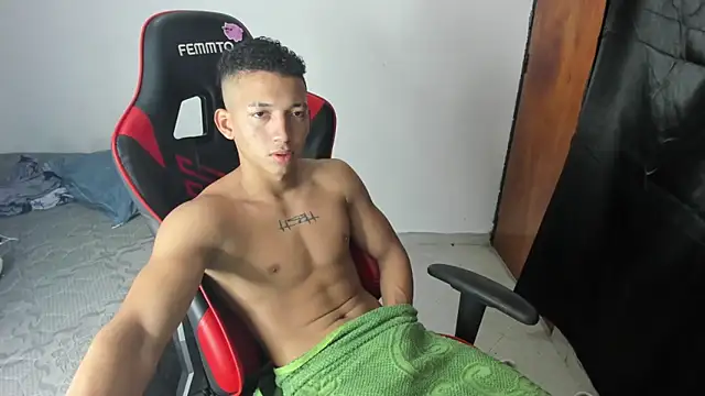 JuanchiT66 online show from March 7, 12:07 am