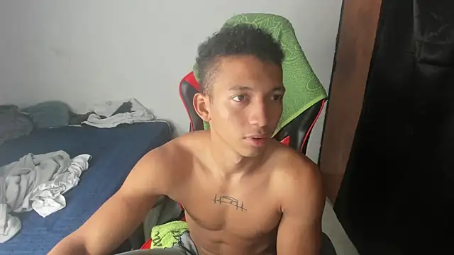 JuanchiT66 online show from March 28, 12:10 am