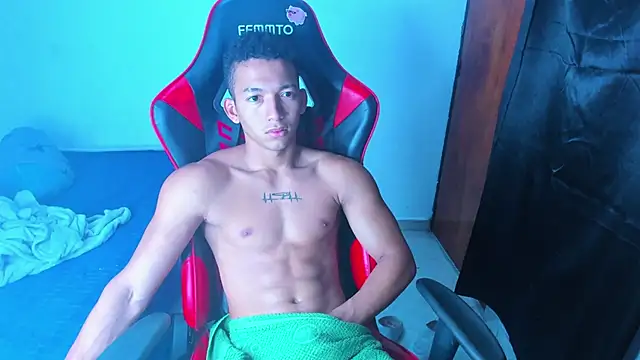 JuanchiT66 online show from April 21, 1:28 pm