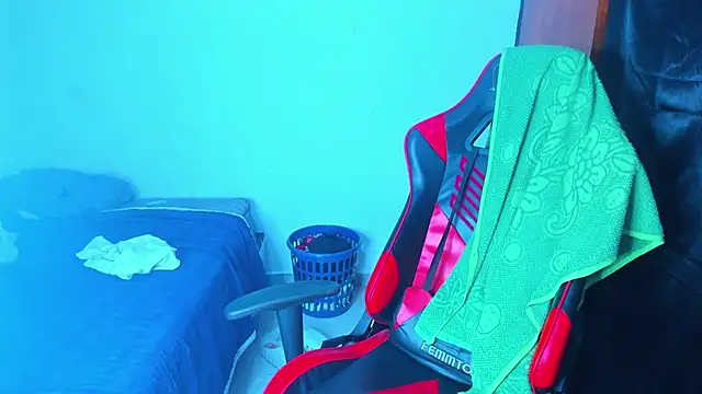 JuanchiT66 online show from April 23, 12:29 pm