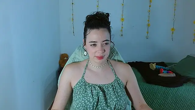 sajecrismaa online show from February 19, 8:49 pm