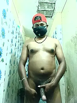 Tamilpayan09876 online show from May 13, 1:36 am