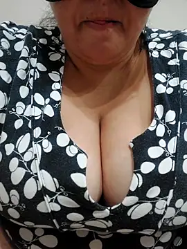 evli ateslicift online show from September 27, 7:30 pm