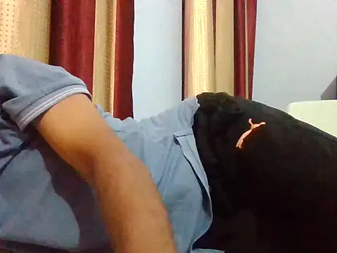 Snapshot of creativecommin chatting on November 8, 6:51 pm creativecommin online show from November 8, 6:51 pm