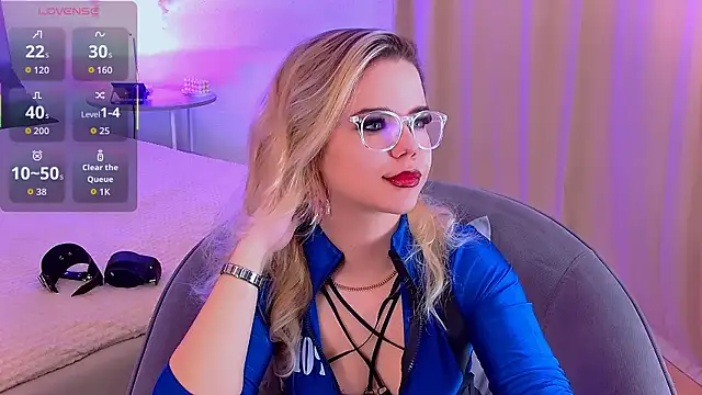 Snapshot of PrincessSlay chatting on October 30, 5:31 am PrincessSlay online show from October 30, 5:31 am