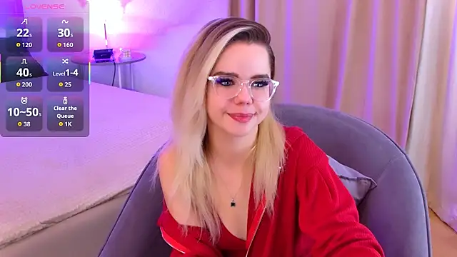 Snapshot of PrincessSlay chatting on November 13, 5:28 am PrincessSlay online show from November 13, 5:28 am